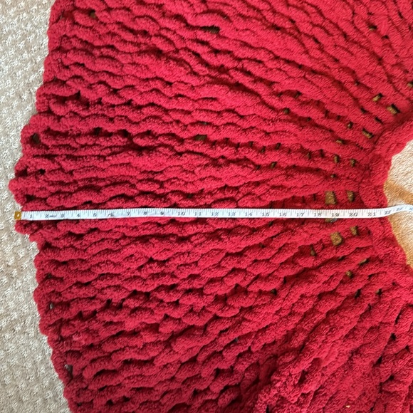 Holiday Christmas Tree Skirt - Picture 4 of 8